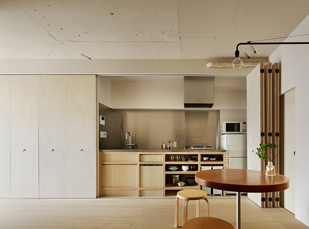 7 SmallHomesGrandLiving PRESS p173